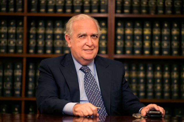 Entrevista a Ricardo Gil Lavedra: “Consolidar el proceso democrático”