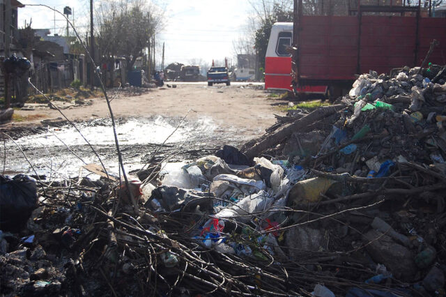 Parámetros elitistas: La vulnerabilidad ambiental y la normativa urbana