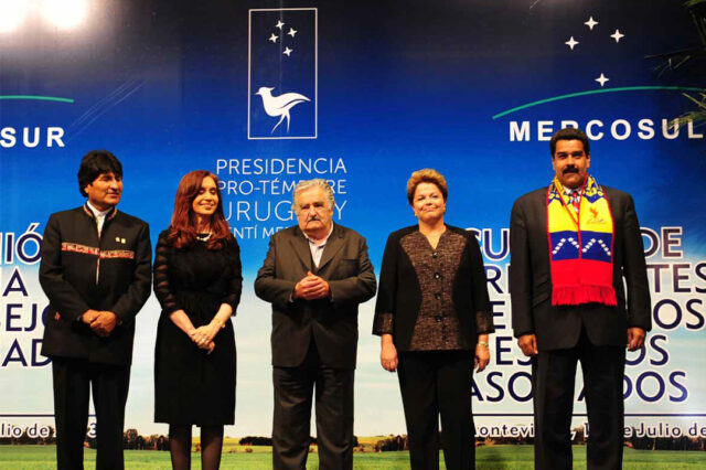 Democracia, desarrollo e integración regional sudamericana