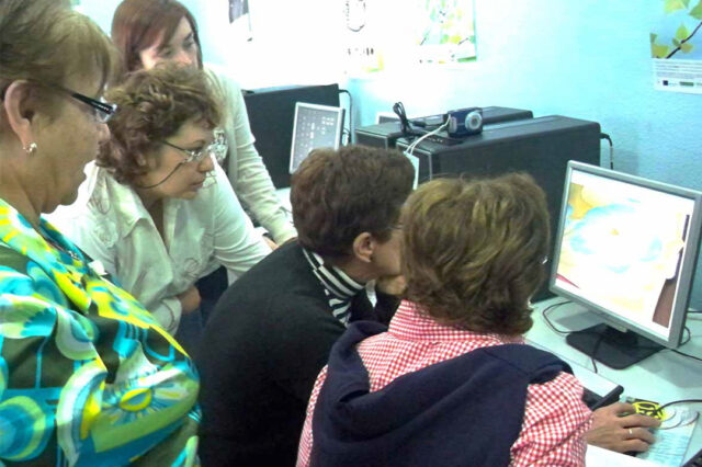 Redes de comunicación feminista. El género y el acceso a la información