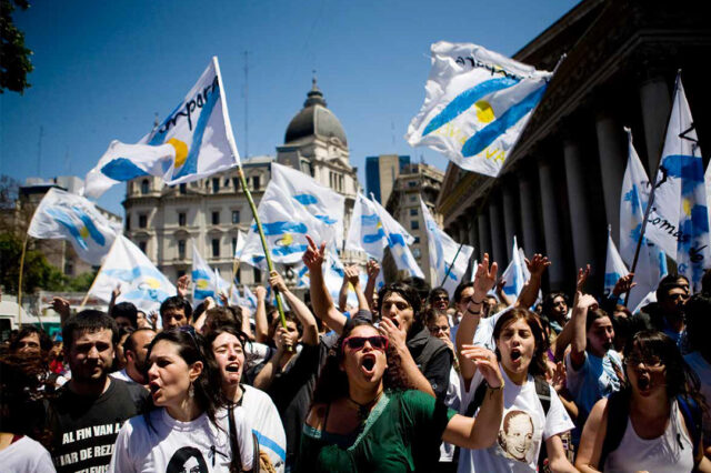 Jóvenes y participación política: vaivenes de una relación compleja