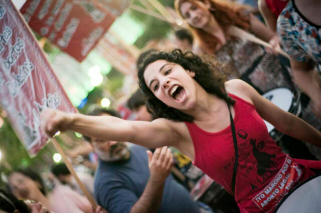 Derechos de las mujeres: logros y deudas de la democracia