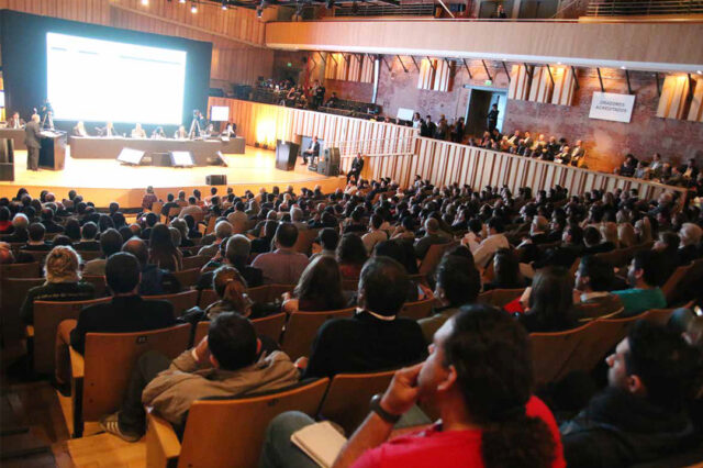 El mecanismo de audiencia pública como herramienta participativa: cuando el futuro repite el pasado