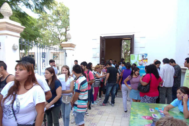 Procesos de escolarización y la ampliación de la obligatoriedad escolar. Aportes para un balance necesario