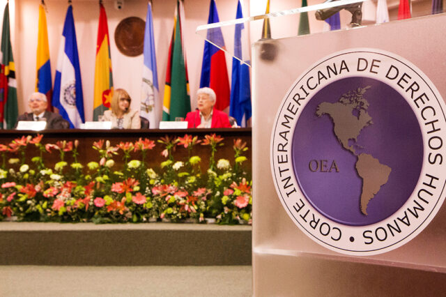 Comentarios sobre “Fontevecchia”, la autoridad de las sentencias de la Corte Interamericana y los principios de derecho público argentino