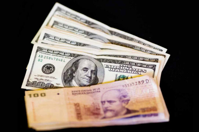 La deuda externa en los años noventa: apreciación cambiaria, fragilidad financiera y crisis