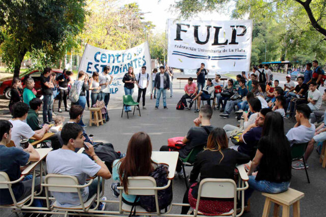 Los sentidos de la democratización de la universidad