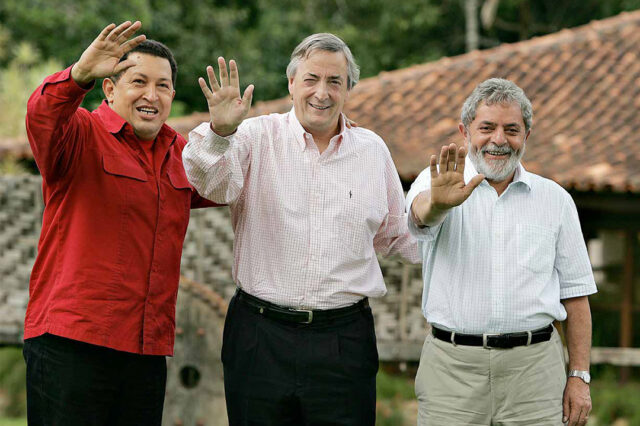 Políticas exteriores alternativas