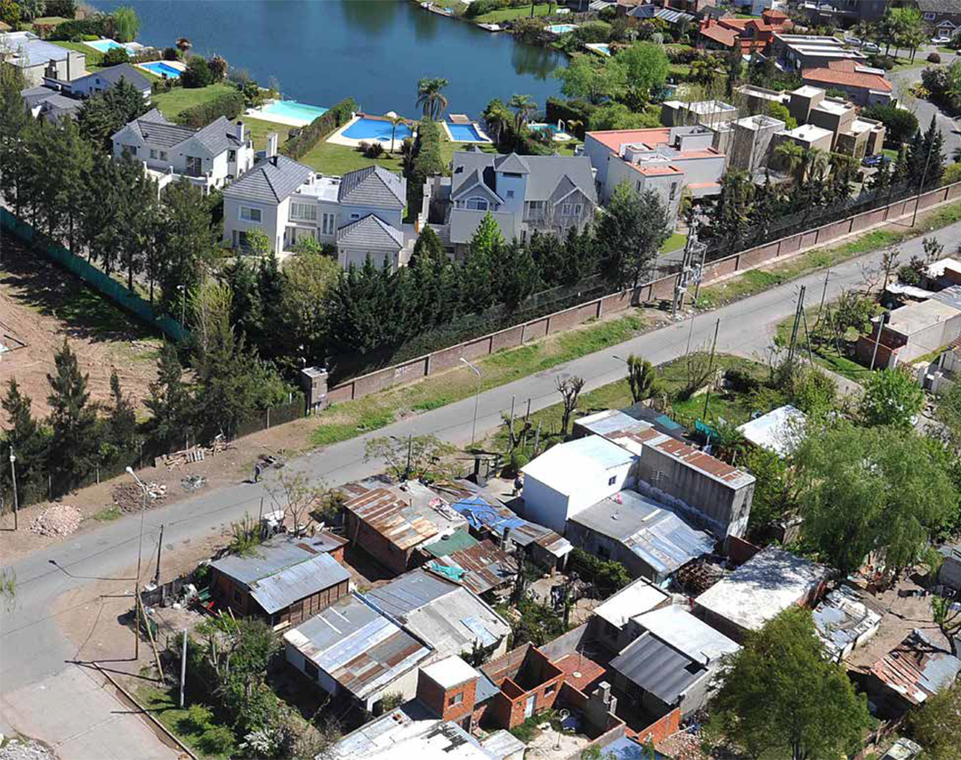 En un mismo lodo: complejidad y diversidad del suburbio metropolitano contemporáneo en Buenos Aires