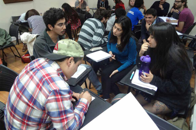 Capacitación docente, trauma y agenda