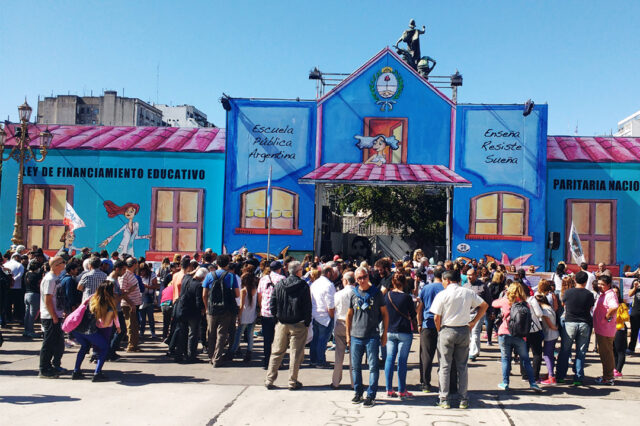 Hacia un acuerdo social educativo: reflexiones en torno a la construcción de una nueva Argentina federal y democrática