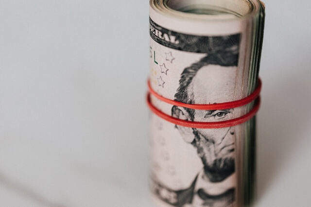 ¿Quiénes son los intermediarios de las maniobras de fuga y evasión de las elites argentinas? Una aproximación a la industria de los facilitadores del mundo offshore a través de los Panama Papers