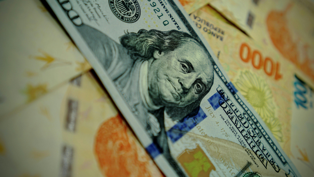 ¿Cómo utilizar el peso argentino?