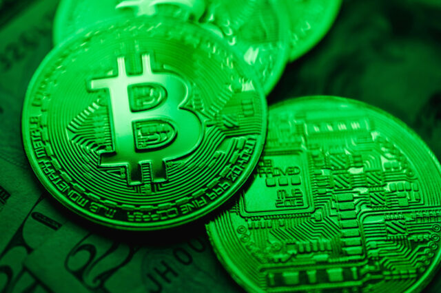 Las criptomonedas y el Estado: una batalla por el control monetario